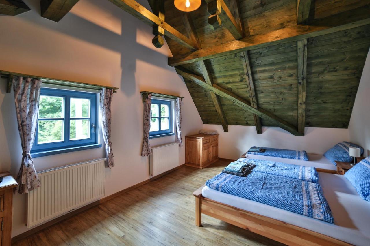 Villa Roubenka U Zvonicky à Cejle Extérieur photo